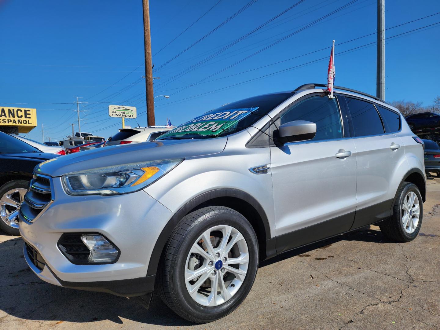 2017 SILVER Ford Escape SE (1FMCU0GD3HU) with an 1.5L L4 DOHC 16V engine, 6A transmission, located at 2660 S.Garland Avenue, Garland, TX, 75041, (469) 298-3118, 32.885551, -96.655602 - Welcome to DallasAutos4Less, one of the Premier BUY HERE PAY HERE Dealers in the North Dallas Area. We specialize in financing to people with NO CREDIT or BAD CREDIT. We need proof of income, proof of residence, and a ID. Come buy your new car from us today!! This is a Super Clean 2017 FORD ESCAP - Photo#7